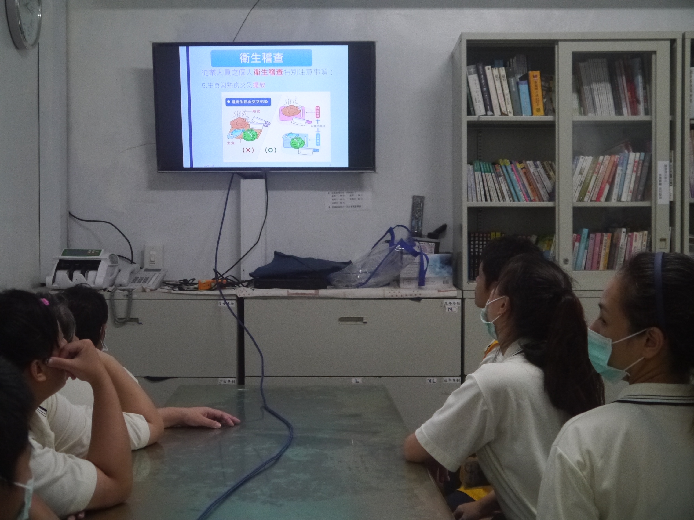 與烘焙工場辦理衛教宣導